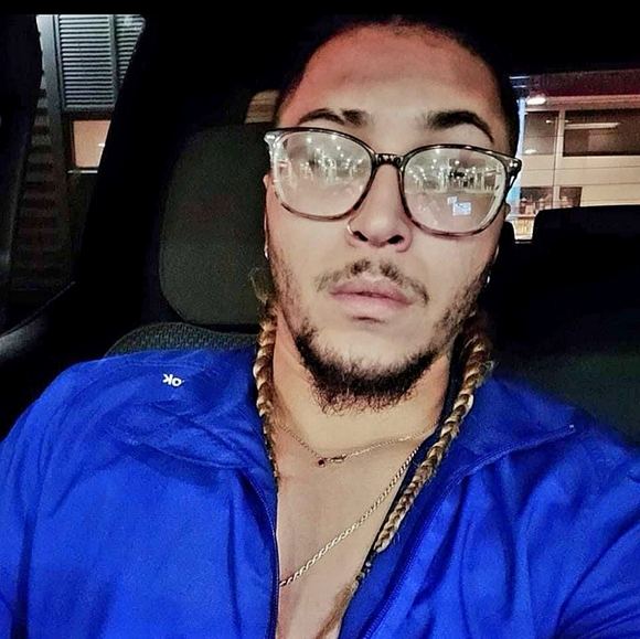 Meet your Posher, Jorge - Picture 1 of 1